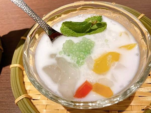 新店區大坪林捷運站美食推薦 ~「泰舍」泰式料理~米塔集團新開