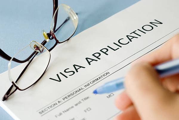 visa-application-form-179251504_724x485.jpeg