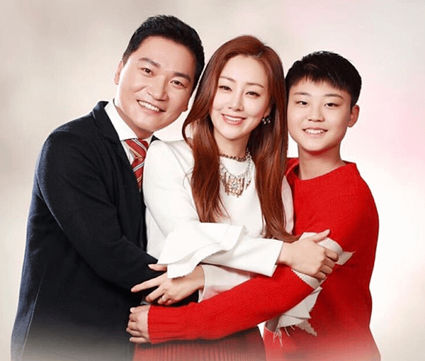 JinJinHee-Family-610x518_5