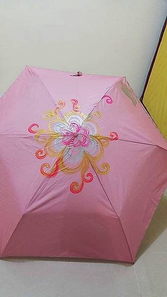 廣告顏料 水彩 壓克力顏料 繪畫 雨傘6.jpg