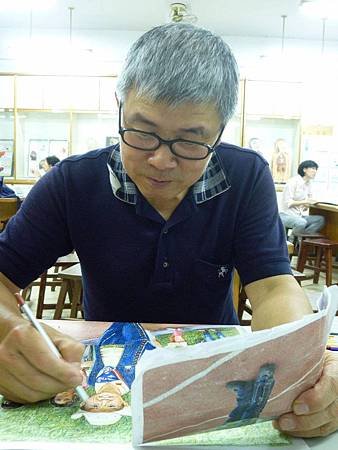 修圖中~