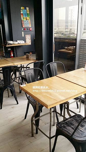 【已歇業】默砌旅店台中館：鬧中取靜、風格時尚的連鎖旅店