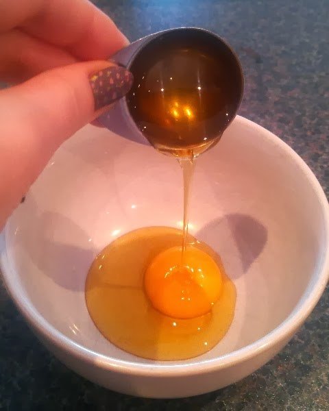 egg and honey hair mask