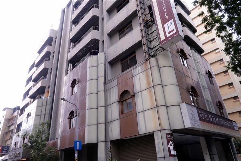 富裕自由連鎖商旅RF HOTEL 建北館 001.jpg