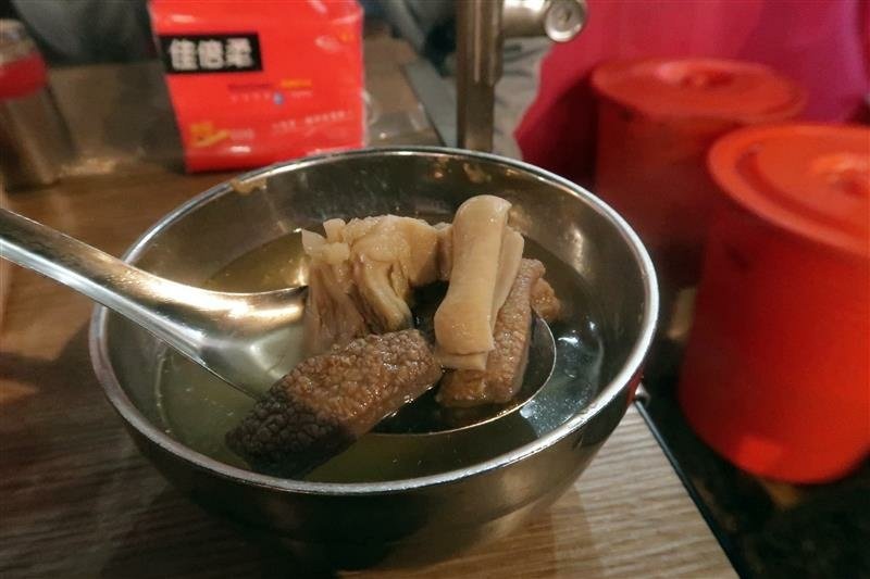 寧夏夜市 豬肝榮仔 豬肝湯 米其林  007.jpg