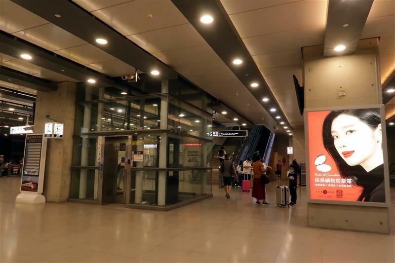 台中大里仁愛醫院 單人病房 脊椎側彎 開刀 (30).jpg