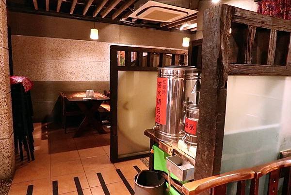 飯食堂、大安區美食、大安區小吃、大安區聚餐推薦、大安區聚餐、東門捷運站美食、大安森林公園美食、台北聚餐推薦、台北聚餐003.jpg