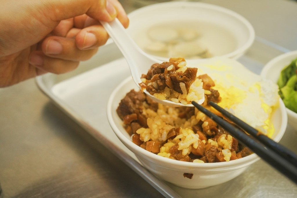 【食記】高雄文山特區李桑飯店的隨意午餐 復古與時尚的交錯感