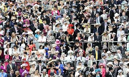 Racegoers-at-Royal-Ascot-001