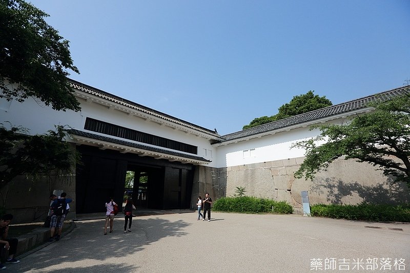 Osaka_Castle_040.jpg