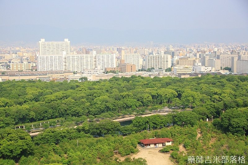 Osaka_Castle_180.jpg