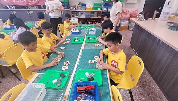 校外教學--日新自造教育及科技中心