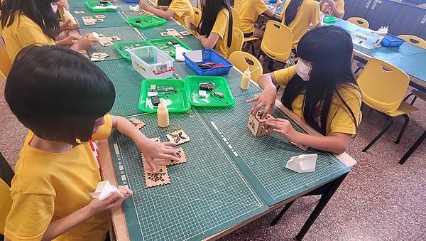 校外教學--日新自造教育及科技中心