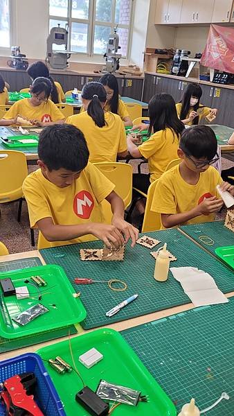 校外教學--日新自造教育及科技中心