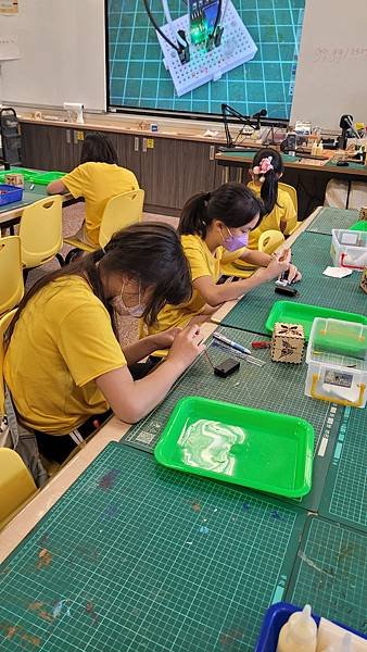 校外教學--日新自造教育及科技中心