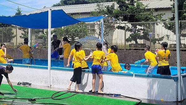 期末班遊