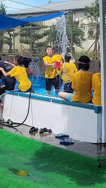 期末班遊