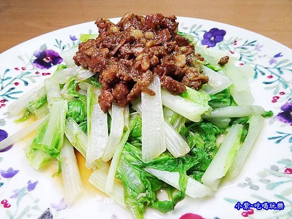 孩想吃魯肉拌青菜  (1).jpg