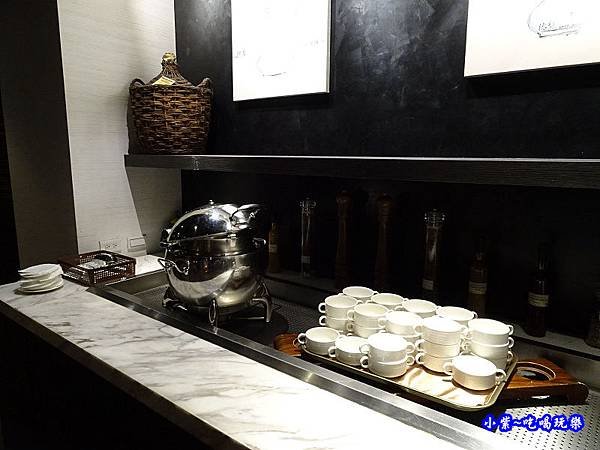 wo窩飯店宵夜湯品 (1).jpg