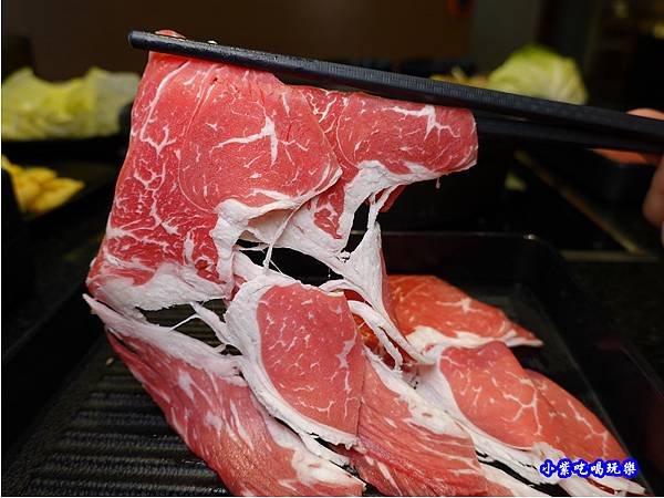 神樣牛背肩牛肉-金大鋤壽喜燒府中店(吃到飽 (2).jpg