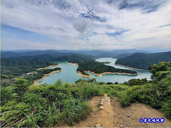 鱷魚島全景 (2).jpg