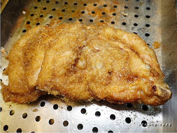 蜜酥雞排-新店碧潭店 (1).jpg