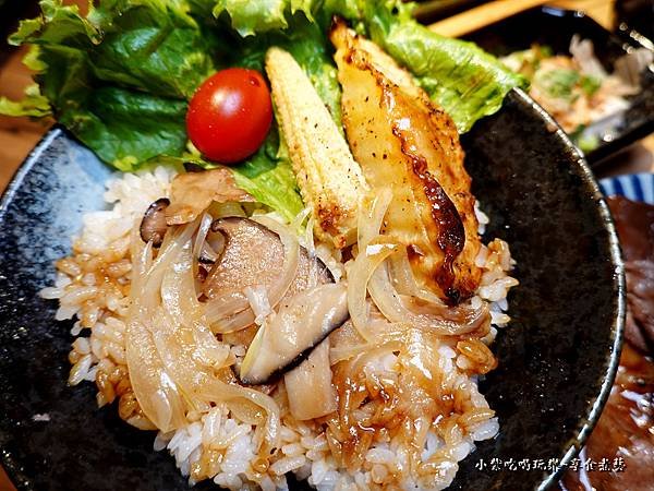 炙燒牛肉丼 -大河屋微風南京店 (1).jpg