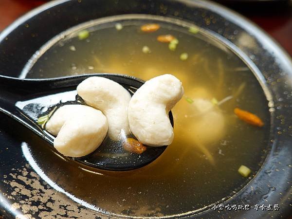 澎湖狗母魚丸湯-國鼎鵝肉飯玉里麵八德店 (1).jpg