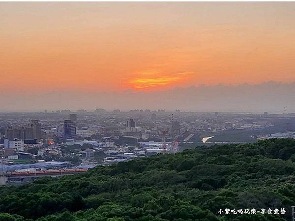 新埔-一里茶(一里雲村) 夕陽 (2).jpg