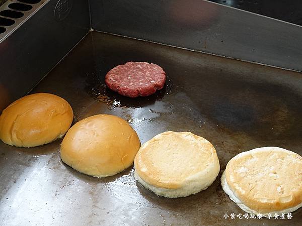 現點現做HAN%5CS  Burger美式漢堡專賣店 (2).jpg