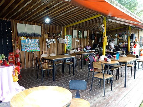 半開放室內用餐區-悠然秘境小屋賞櫻1.jpg