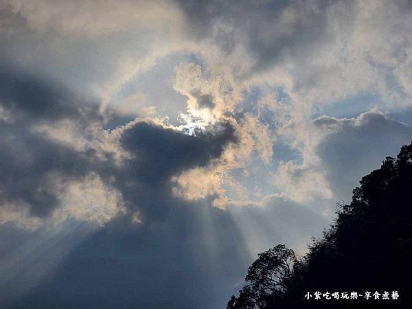 多雲時晴-悠然秘境小屋.jpg