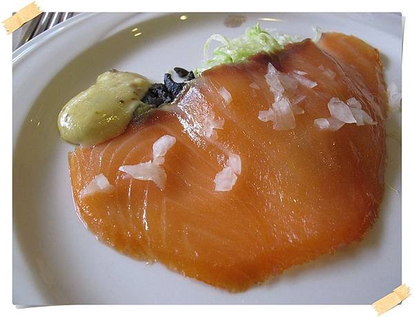 IMG_0689_煙燻鮭魚smoked salmon.JPG