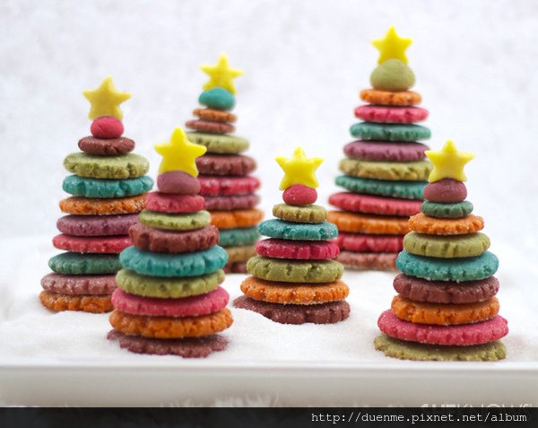 colorful-3d-christmas-tree-cookies-pin_dgbdoe.jpg