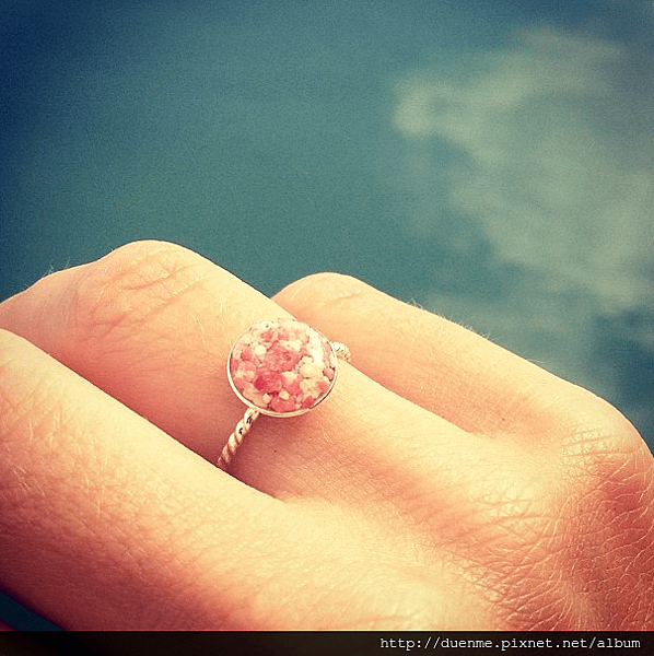 Pink_Bermuda_Sand_Jewellery_1024x1024.png