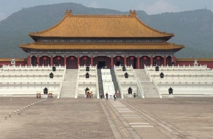 Khám Phá Phim Trường Hoành Điế