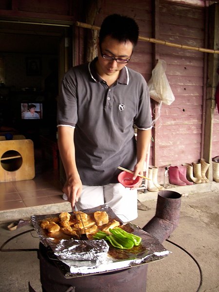 煞氣的烤肉架