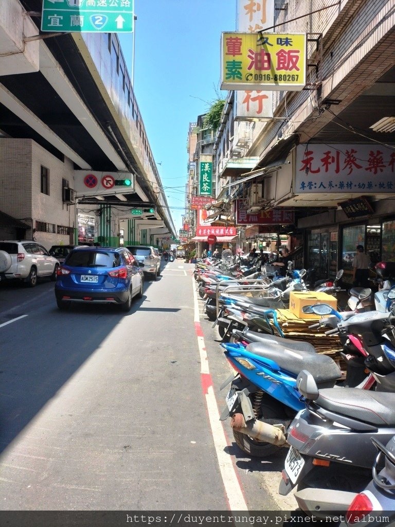 基隆仁愛市場商圈~地點超優~基隆市中心文武百市精華地段～稀有