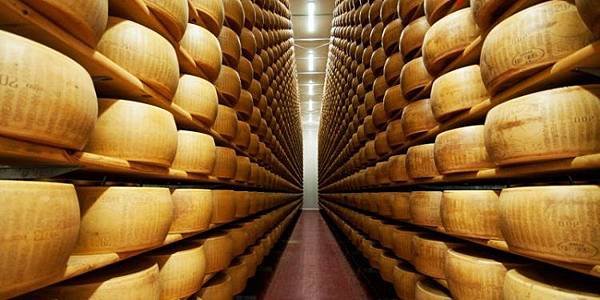 圖1 pamigiano reggiano storage.jpg