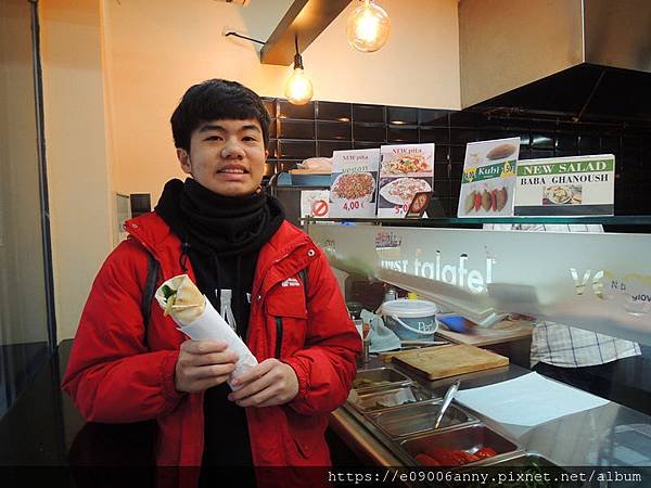 2020-01-21雅典1300午餐Enjoy Just Falafel捲餅 (2).jpg