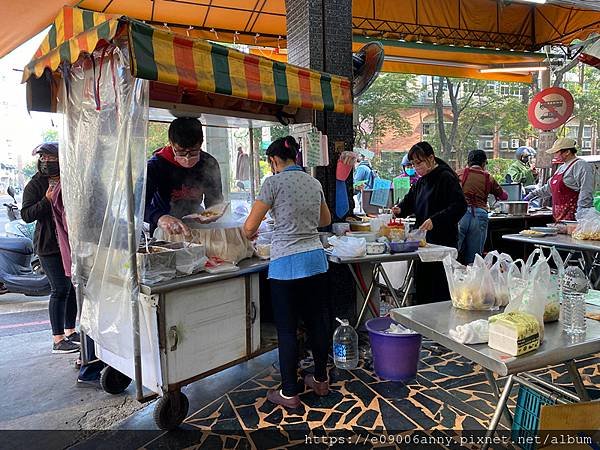 CD家高雄遊DAY2早餐吃六姐傳統蛋餅 (33).jpg