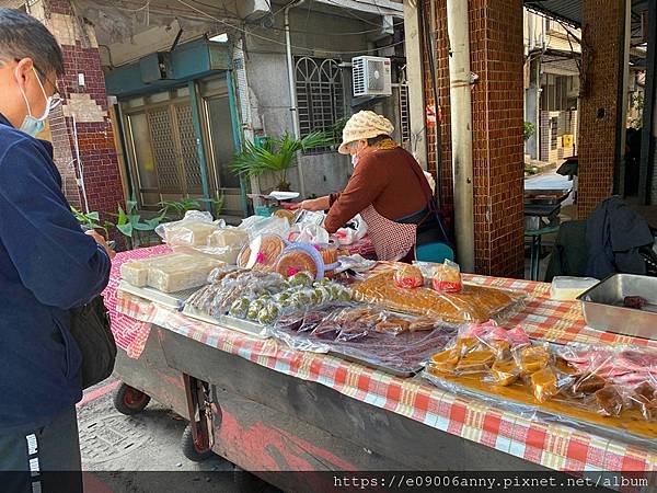 CD家高雄遊DAY2鹽埕國中旁美食小販(38).jpg