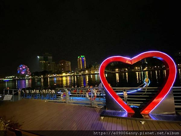 CD家高雄DAY1夜遊愛河與港邊 (12).jpg