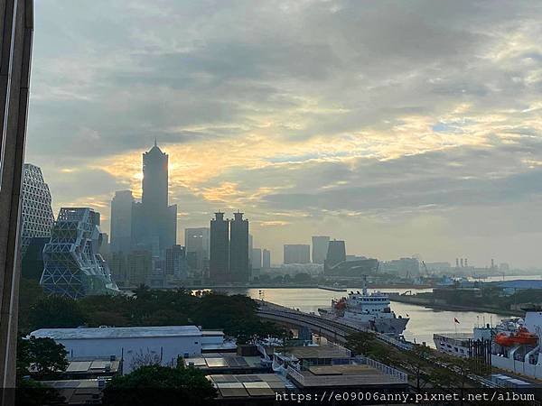 CD家住高雄DAY2城市商旅海景房一泊二食早餐 (32).jpg