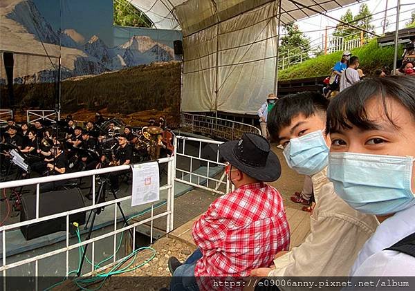 CD甜蜜家去清境青青草原後吃美斯樂傣族風味餐 (30).jpg