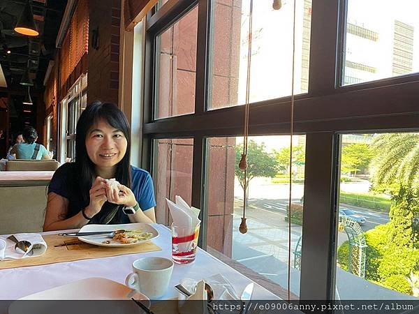 甜蜜CD家住台北維多利亞飯店英倫客房，早餐。美麗華摩天輪。晚餐 (16).jpg