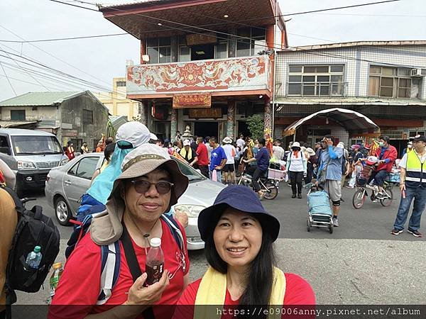 1120422甜蜜CD家跟著媽祖繞境早上從追分走到南瑤宮 (25).jpg