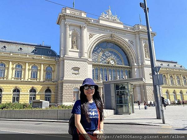 甜蜜CD家奧捷斯匈之旅2023-08-10-14h08m36Day11-3搭車去布達佩斯Keti火車站，搭火車到維也納，火車上簡介.jpg