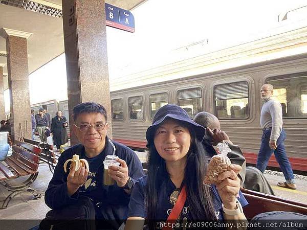 甜蜜CD家杜拜埃及之旅2024-01-29-14h40m19DAY6-2亞斯文車站前市集搭火車.jpg