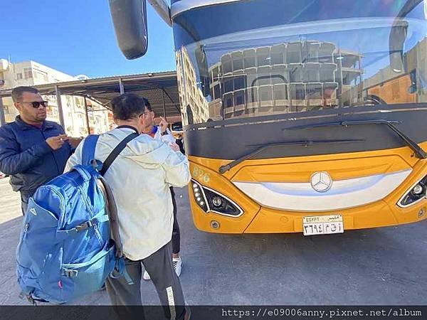 甜蜜CD家杜拜埃及之旅2024-02-02-13h21m24DAY10-2從洪加達搭Gobus到開羅飯店.jpg